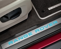 Оригинальные накладки (рифленый алюминий с подсветкой) Range Rover для Evoque