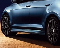 005G0071685GRU Оригинальные накладки на пороги Volkswagen Original для автомобиля VW GOLF 7