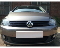 Защита радиатора для автомобиля Volkswagen Golf Plus 2009- black. ZR.VW.G+.09.b