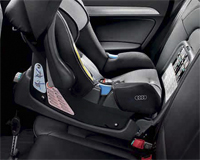004L0019900AEUR Крепление ISOFIX для кресла для младенцев Audi Accessories