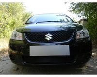 Защита радиатора для автомобиля Сузуки SX4 hb 2007-2010 black. ZR.SUZ.SX4.07-10.b