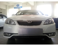 Защита радиатора на автомобиль Daewoo Gentra black. ZR.DAE.GEN.b