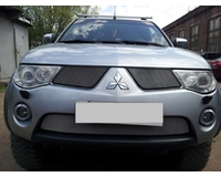 Решетка радиатора для автомобиля Mitsubishi L200 / Mitsubishi Паджеро Спорт 2010-2013 chrome верх. ZR.MIT.L200.10-13.top.c