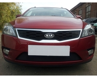 Защита радиатора на автомобиль Kia Ceed 2010-2012 black. ZR.KIA.CEE.10-12.b