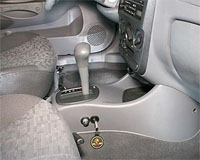 Бесштыревой блокиратор ДРАГОН на автомобиль HYUNDAI ACCENT II (2000-) авт. КП (Диаметр РВ 21мм)