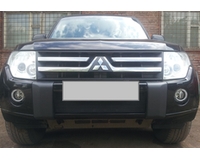 Защита радиатора на автомобиль Mitsubishi Pajero IV 2008-2011 black. ZR.MIT.PAJ.IV.08-11.b