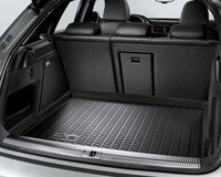 008U0061180 Защитный коврик для багажника Audi Accessories для автомобиля AUDI Q3