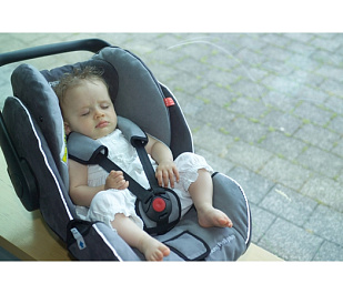 5514.21086.66 Детское автокресло RECARO Young Profi plus, материал верха Topline Microfibre "Silver" Категория 0/0+