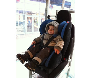 6135.21005.66 Детское автокресло RECARO Young Expert plus, материал верха Topline Microfibre "Saphir" Категория I