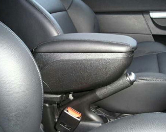 07868 Подлокотник с установочным комплектом OEM Brand (Китай). Подходит для автомобиля Fiat Grande Punto '05--