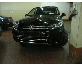 Пороги боковые с проступью VWTG.81.1191 для VW Touareg NF с 2010 г.в. Нержавеющая сталь, труба d76 производитель СОЮЗ 96