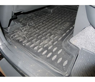 NLC.48.27.210 NOVLINE Коврики в салон TOYOTA Land Cruiser Prado 12/2009--, 5 шт., 7 мест. (полиуретан) черные